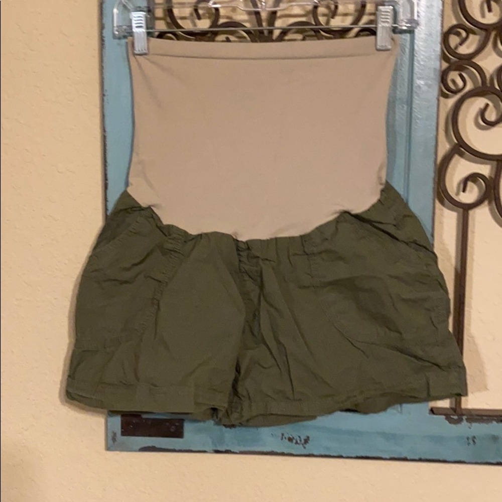 MATERNITY SHORTS SIZE L